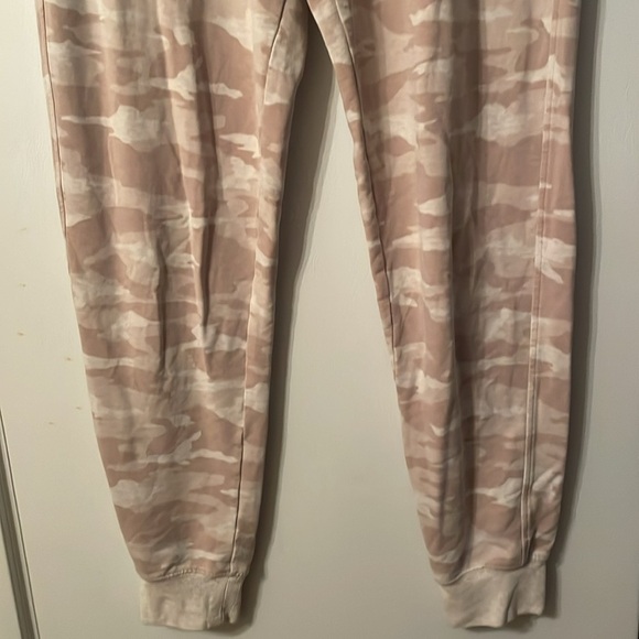 Athleta ST Balance Printed Jogger - Picture 4 of 7